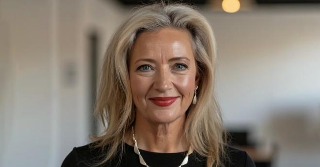 Portrait of a well-presented professional woman 